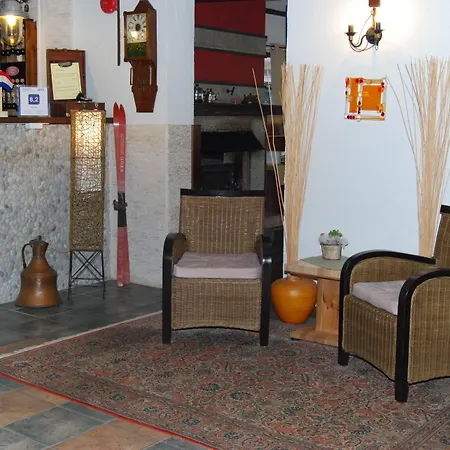 ハンサリン パルヌ