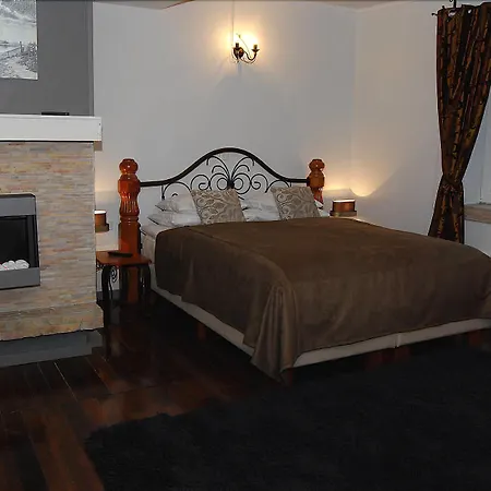 Hansalinn Hotell Parnu