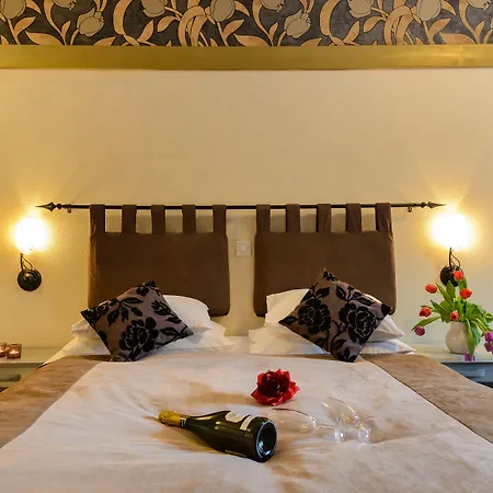 ハンサリン 3* パルヌ