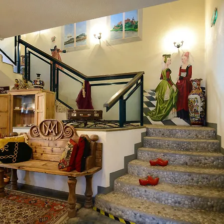Hansalinn Hotell Parnu