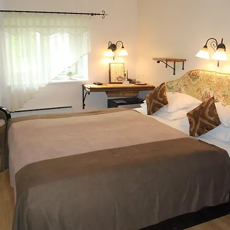 ハンサリン パルヌ