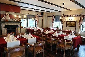 海萨灵酒店 派尔努