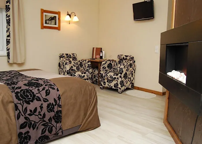 Hansalinn 3* Parnawa